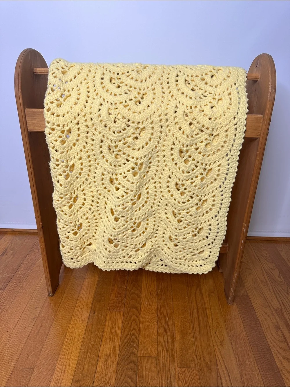 Homemade Swirling Fans Soft Yellow Crochet Throw Blanket - Home Bedding 57x42
